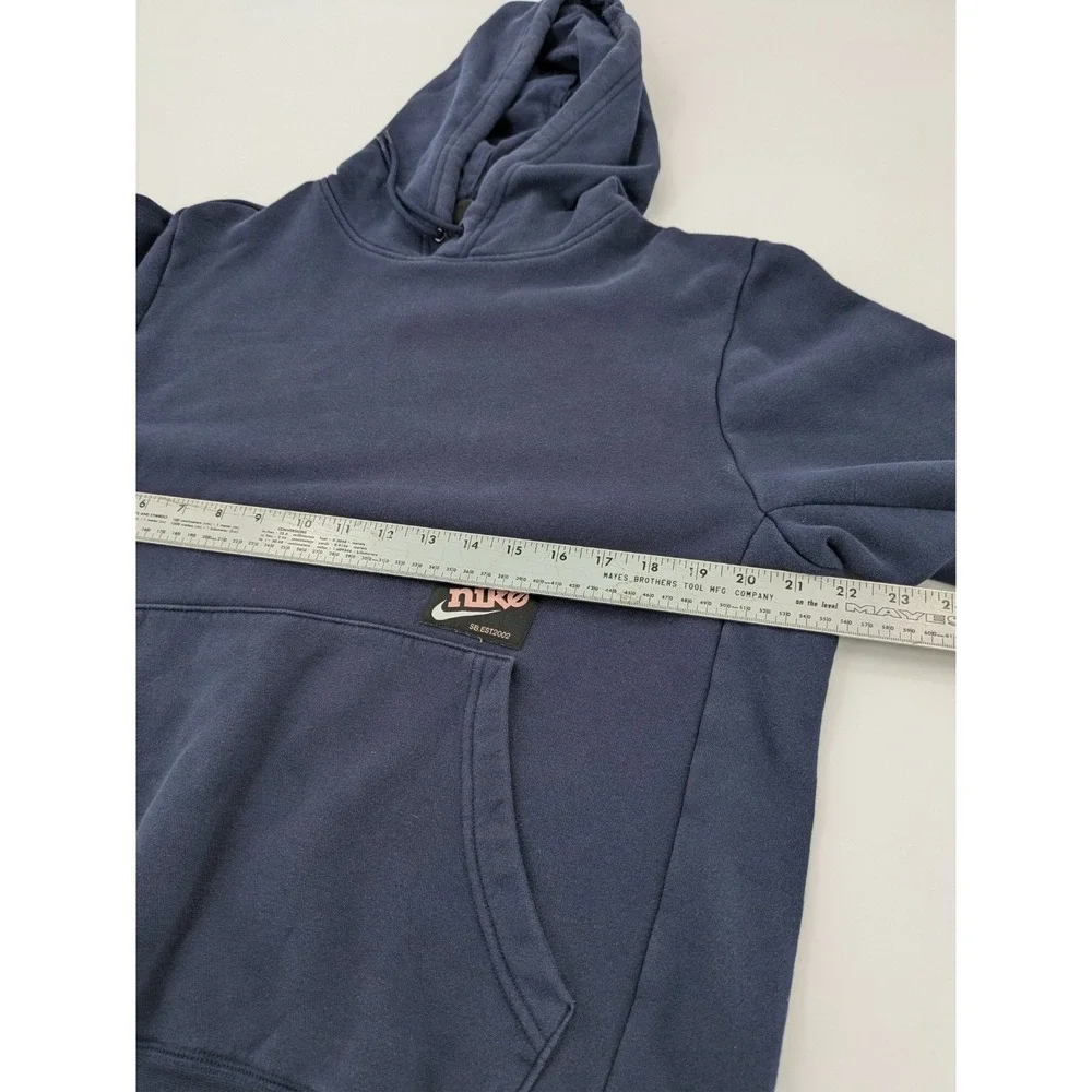 Nike SB Hoodie Mens Medium Navy Blue Pink Spell Out Big‎ Logo Back Hit EST 2002